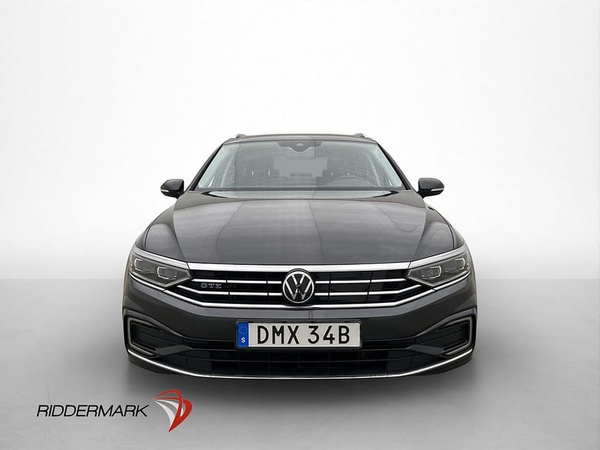 Bild 2 av Volkswagen Passat Sportscombi GTE SC 1.4 TSI Värmare B-kamera Navi Drag