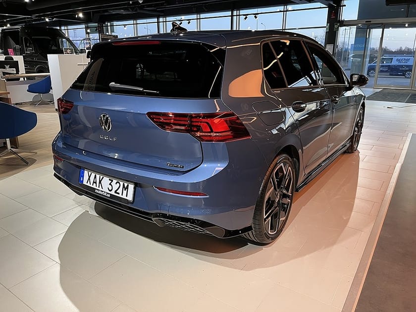 Bild 3 av Volkswagen Golf R-LINE 2,0 TSI 204 HK DSG7 4MOTION