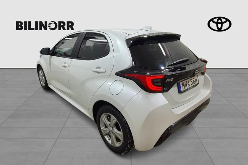 Bild 3 av Toyota Yaris Hybrid 1,5 130 5D STYLE V-HJUL