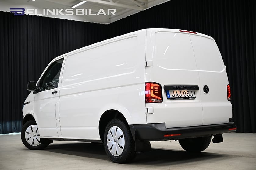 Bild 4 av Volkswagen Transporter DSG 150HK V-Inredd|LED|Drag|Värmare|Lågmil|EnÄgare|Moms