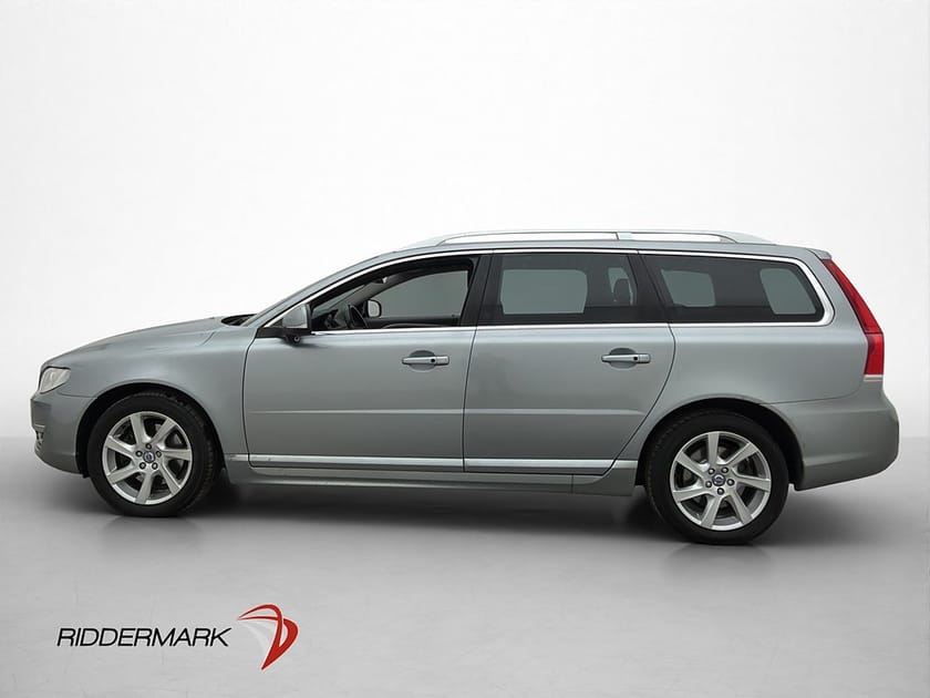 Bild 4 av Volvo V70 D5 AWD Summum Taklucka Adpt-fart BLIS Drag 1 Bruk