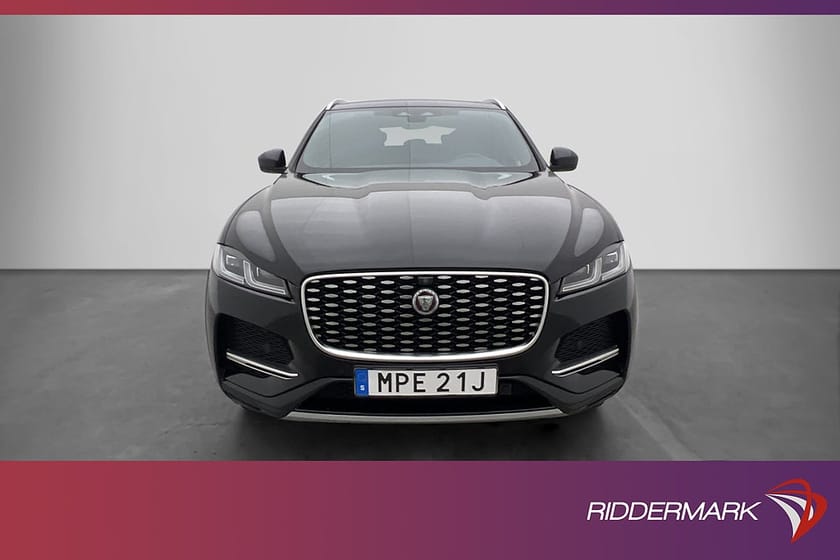Bild 2 av Jaguar F-Pace D200 MHEV Signature Pano Navi 360° Cockpit