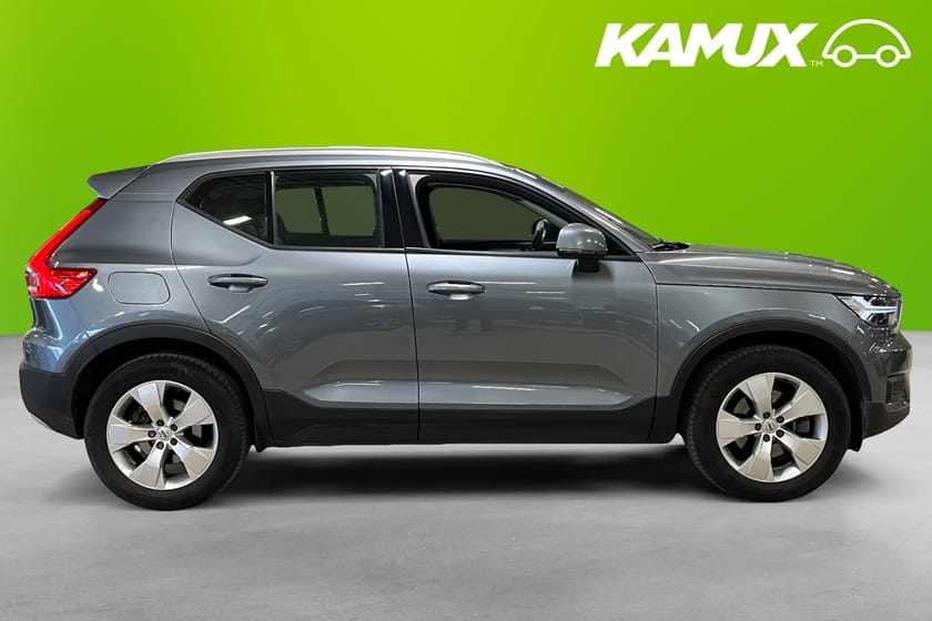 Bild 2 av Volvo XC40 D4 AWD Momentum Intro Edition Navi B-Kamera Skinn Drag