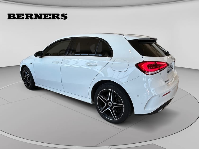 Bild 3 av Mercedes-Benz A 250 e 8G-DCT, 218hk/AMG Line