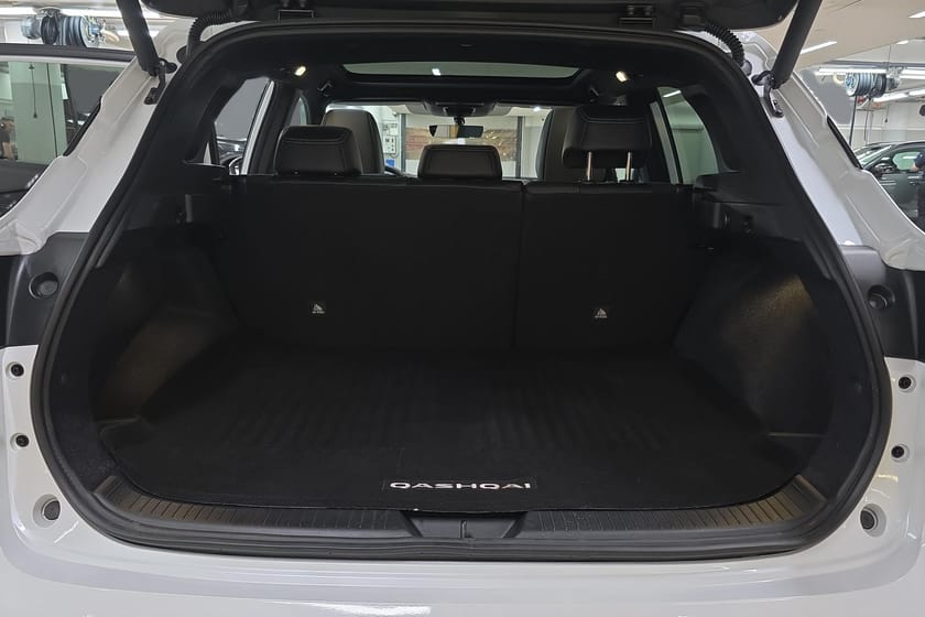 Bild 4 av Nissan Qashqai MHEV 158 Tekna+/BOSE/360° kamera/Panoramatak