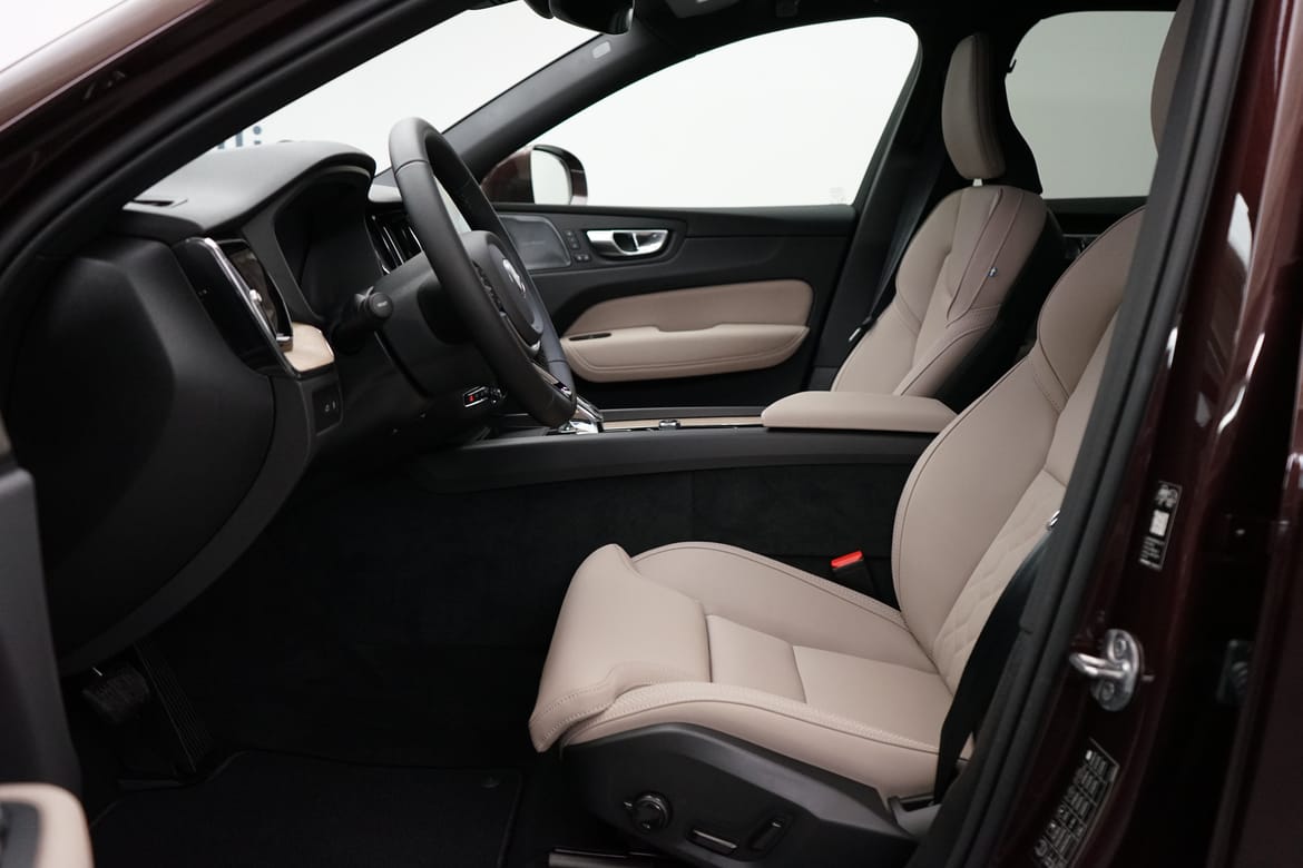 Bild 4 av 6 på bilen