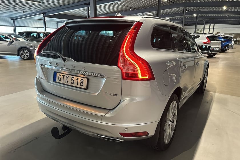 Bild 4 av Volvo XC60 D4 AWD Classic Summum B-kamera Navi Drag Keyless BLIS