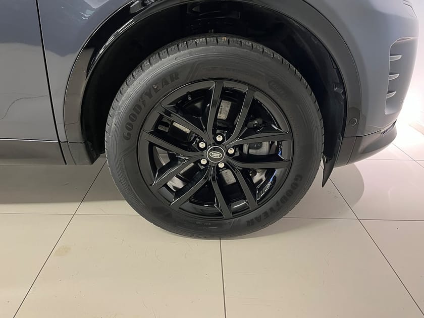 Bild 4 av Land Rover Discovery Sport P270e AWD Dynamic HSE/ Panorama / Moms / Dragkrok