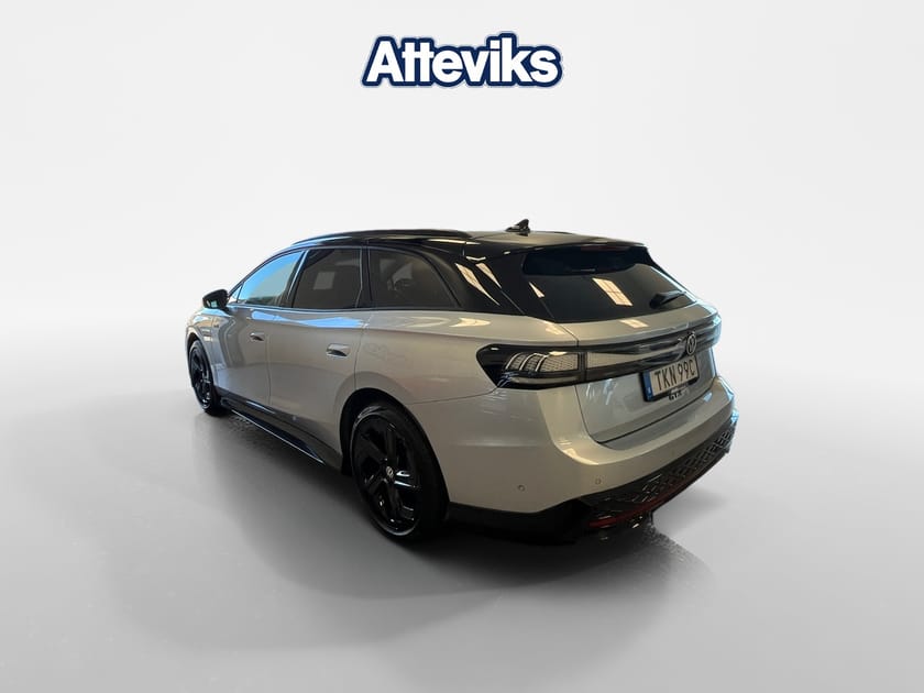 Bild 5 av Volkswagen ID.7 GTX Tourer 340hk *Elstolar/Vent.säten/360-kam*