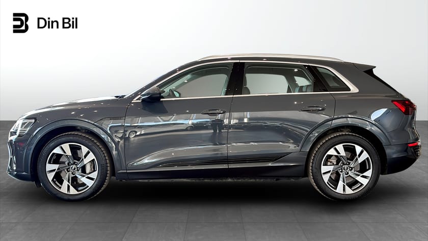 Bild 2 av Audi Q8 50 e-tron quattro 340HK Proline / Backkamera