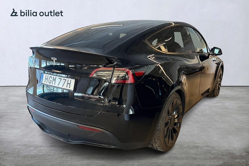 Bild 5 av Tesla Model Y Performance Dragkrok Autopilot