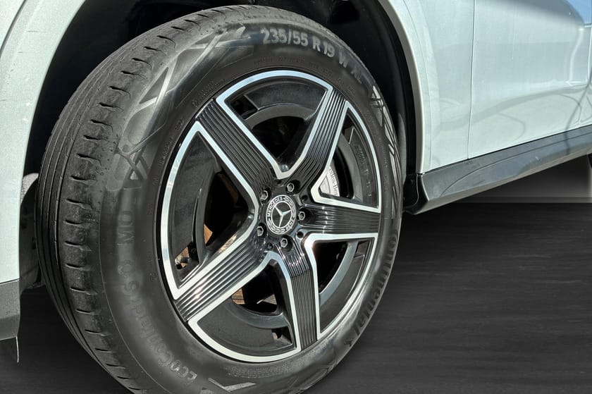 Bild 5 av Mercedes-Benz GLC 300 e 4MATIC SUV | AMG | Pano | Drag
