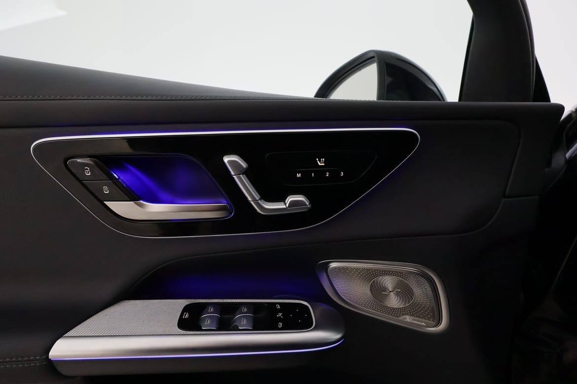 Mercedes-Benz GLC 2023 - miniatyr 10