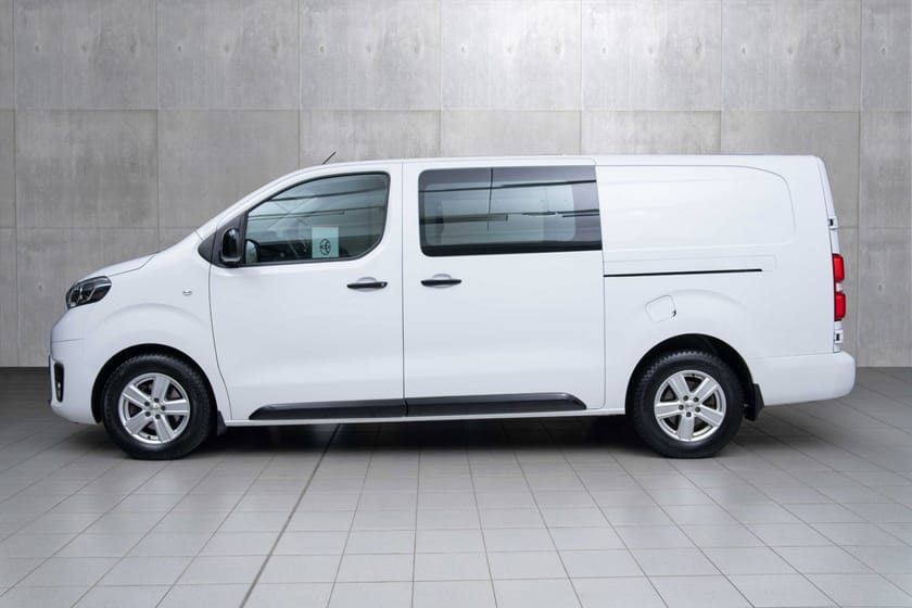 Bilde 2 av Toyota Proace 2,0 D 144 Comfort Black Pack L2H1 SHB aut