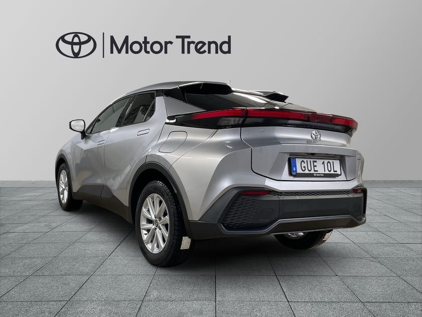 Bild 2 av Toyota C-HR Hybrid 1,8 STYLE
