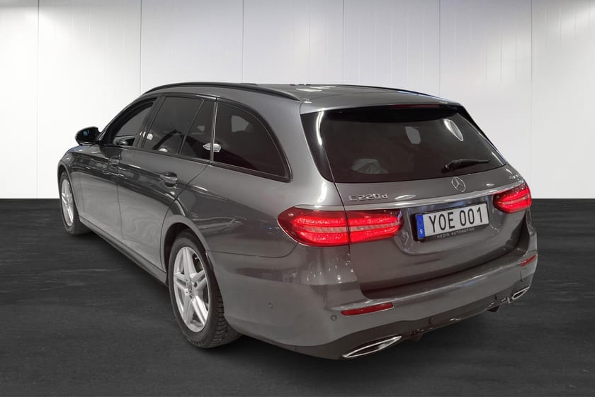 Bild 3 av Mercedes-Benz E 220 T d 4MATIC 4M