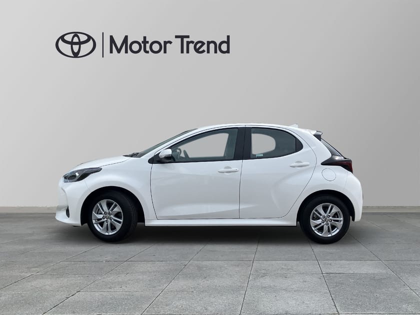 Bild 3 av Toyota Yaris Hybrid 1,5 HSD 5-D ACTIVE 2 100 MIL NYSKICK!