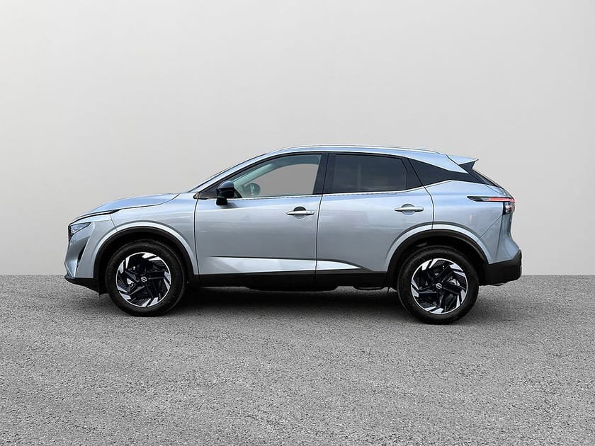 Bild 2 av Nissan Qashqai N-Connecta MHEV 158hk Xtronic 2WD FRI SERVICE