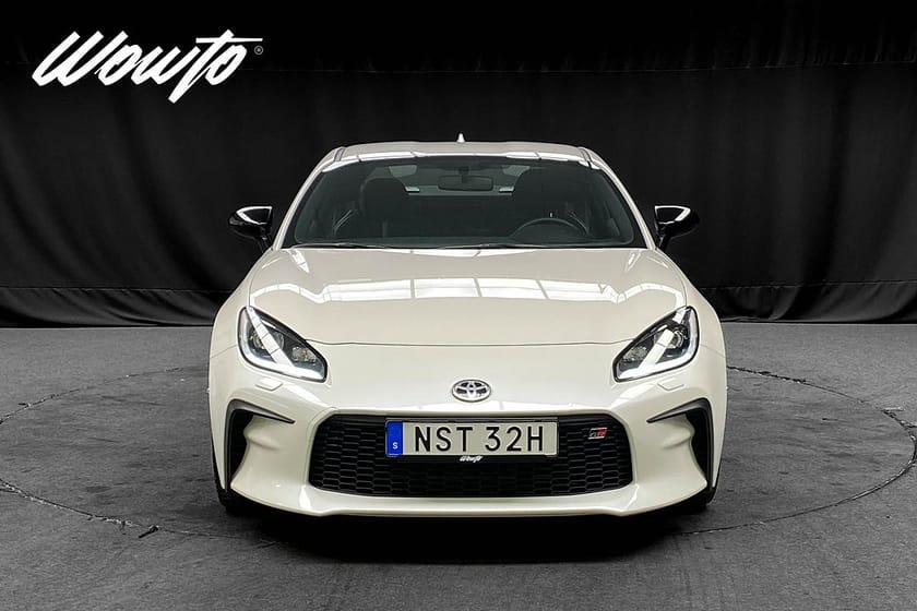 Bild 2 av Toyota GR86 2.4 H4 Manuell 235HK /AWE /B-Kamera