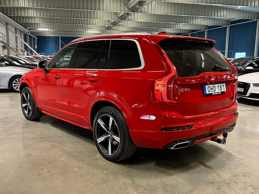 Bild 5 av Volvo XC90 D4 AWD R-Design 7-sits | BLIS | Drag | Värmare|  V-hjul