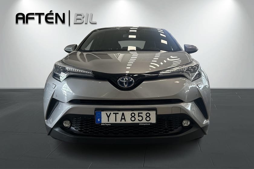 Bild 3 av Toyota C-HR Hybrid CVT Executive Backkamera 360kr årsskatt