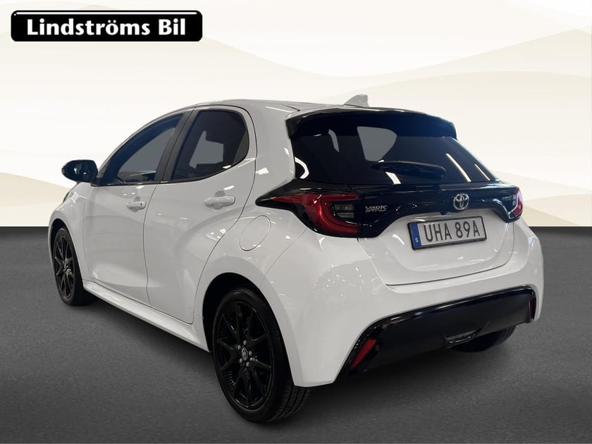 Bild 4 av Toyota Yaris Hybrid Style 1.5 116hk S&V-Hjul Moms