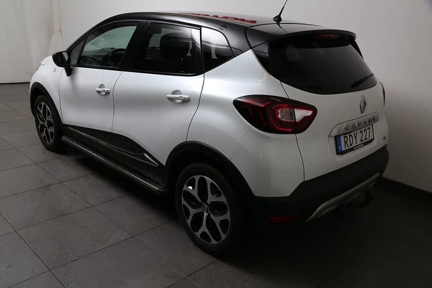 Bild 4 av Renault Captur 1,2 TCe BOSE Navi Kamera Pano ”En Svensk Klassiker”