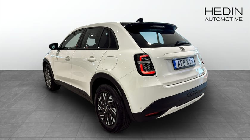 Bild 3 av Fiat 600e BEV RED