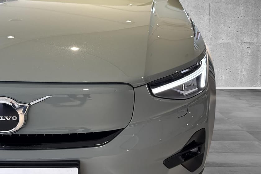 Bilde 4 av Volvo C40 Recharge Single Motor Plus - Soltak, Ryggekamera, Varmepumpe