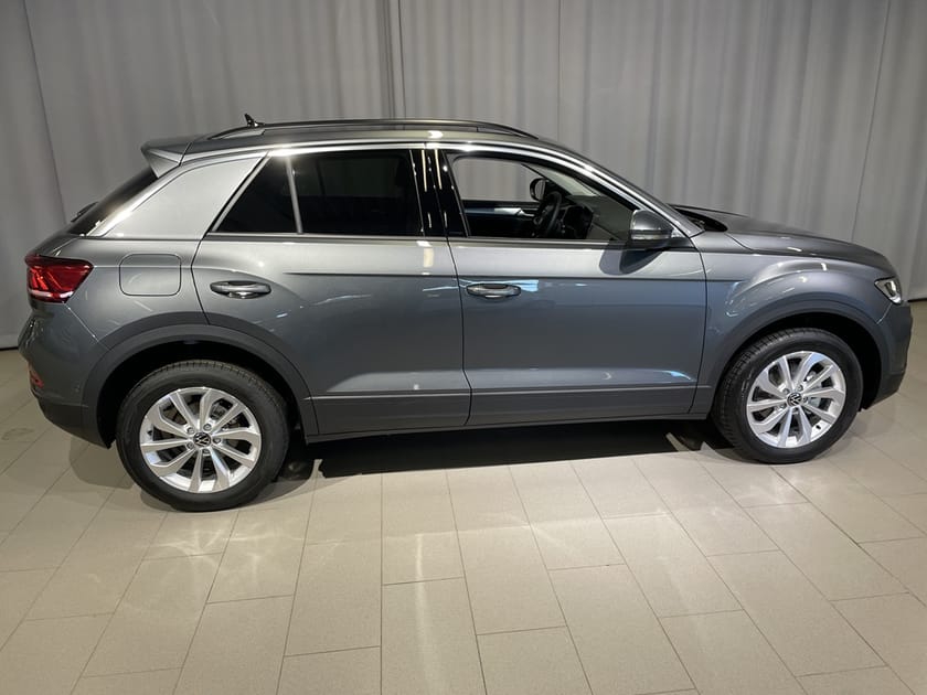 Bild 4 av Volkswagen T-Roc LIFE EDITION TSI 150 DSG, 2-zon Klimat