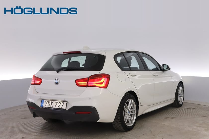 Bild 4 av BMW 118i M Sport P-sensor LED V-hjul Nyservad