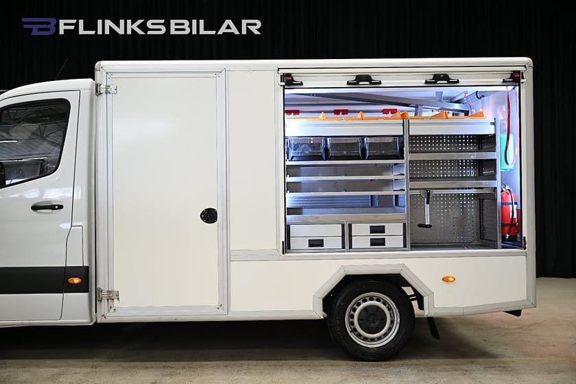 Bild 5 av Mercedes-Benz Sprinter 316 CDI Chassi Servicebil|Aluca-Inredning|Uppvärmt-skåp|Solceller