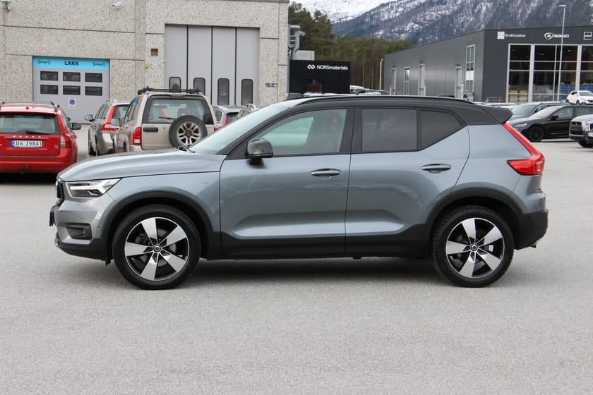 Bilde 3 av Volvo XC40 D4 AWD R-Design KROK|PLUSS.PK|TEK.PK|19"