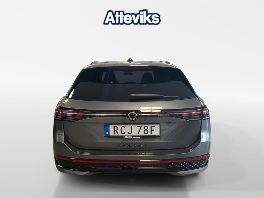Bild 4 av Volkswagen Passat Sportscombi 2.0 TDI 4M 193hk *Head up-display/Elstolar*