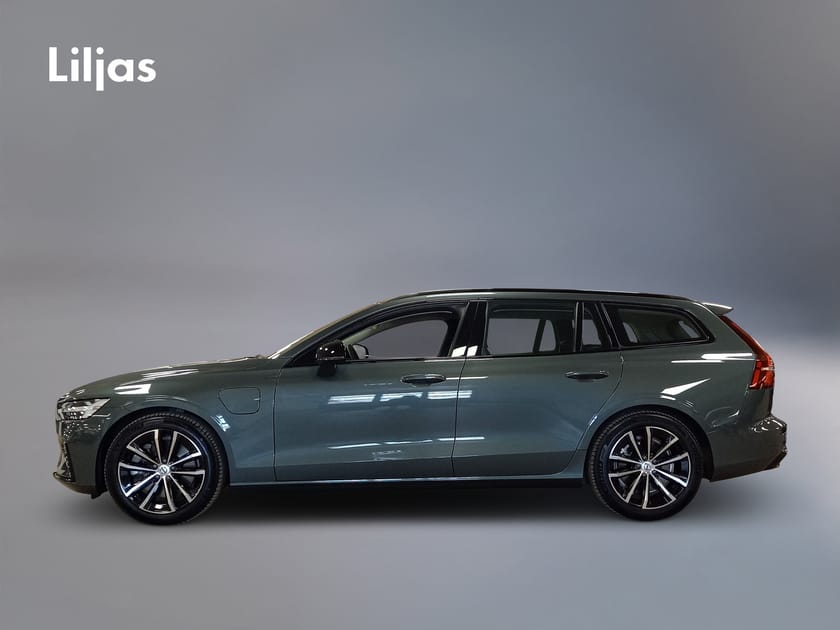 Bild 3 av Volvo V60 T6 AWD Plus Dark Nordic Edition//360-Kamera//