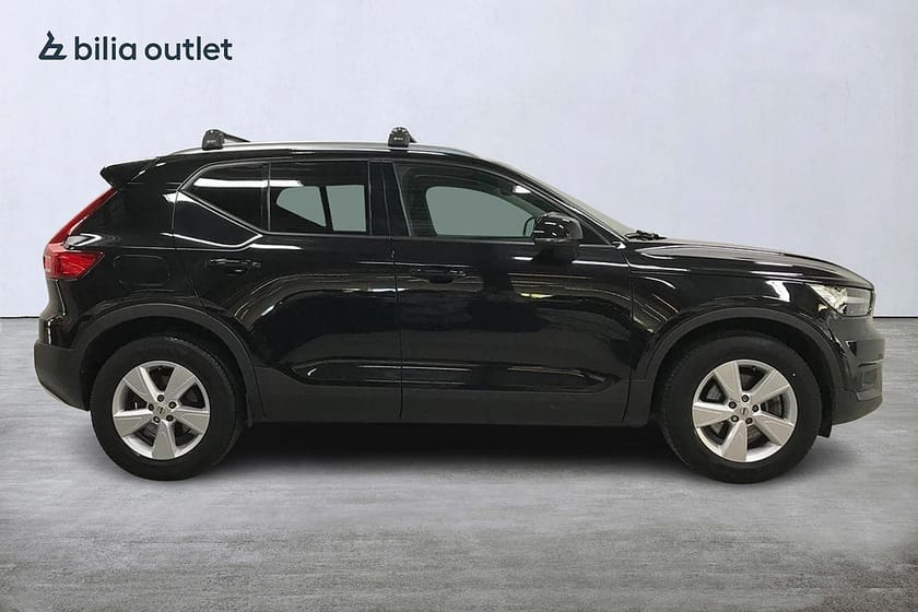 Bild 5 av Volvo XC40 B4 FWD Bensin Momentum Adv SE 197hk Navi H/K BLIS B-kam