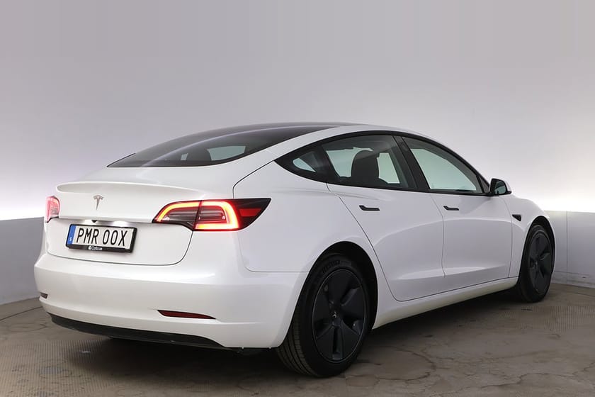 Bild 5 av Tesla Model 3 Standard Range Refresh AP Pano V-hjul