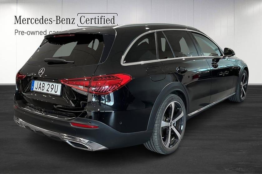 Bild 3 av Mercedes-Benz C 220 d 4MATIC All-Terrain 220d Avantgarde Backkamera//Drag//Farth