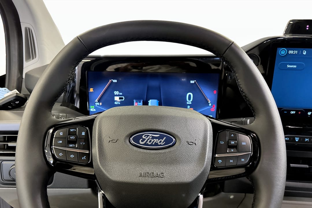 Ford Transit Custom 82.5 kWh AWD