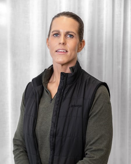 LINA SKOGH - Logistik och bilvårdschef