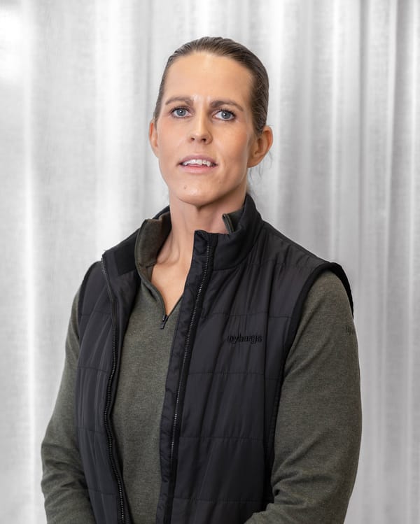 LINA SKOGH - Logistik och bilvårdschef