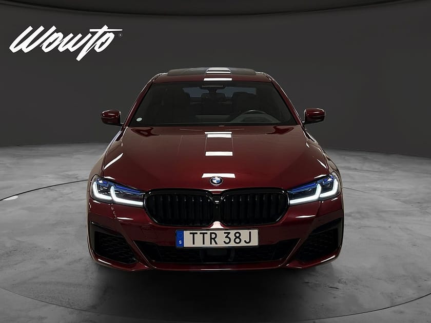 Bild 2 av BMW M550i xDrive Sedan 530HK Ultimate Edt /B&W /HuD /Se Spec
