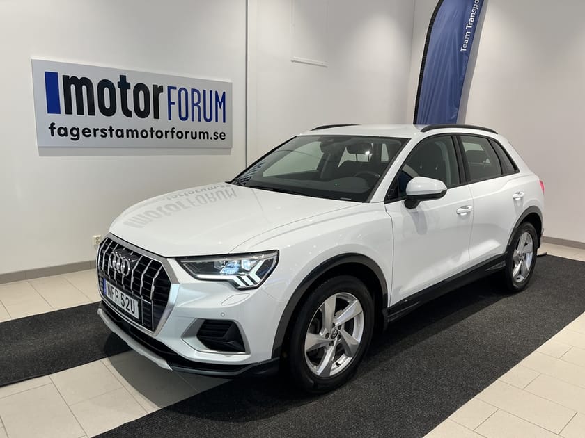 Bild 1 av Audi Q3 40 TFSI quattro S Tronic 4WD  aut. Drag, Värmare, s&v hjul