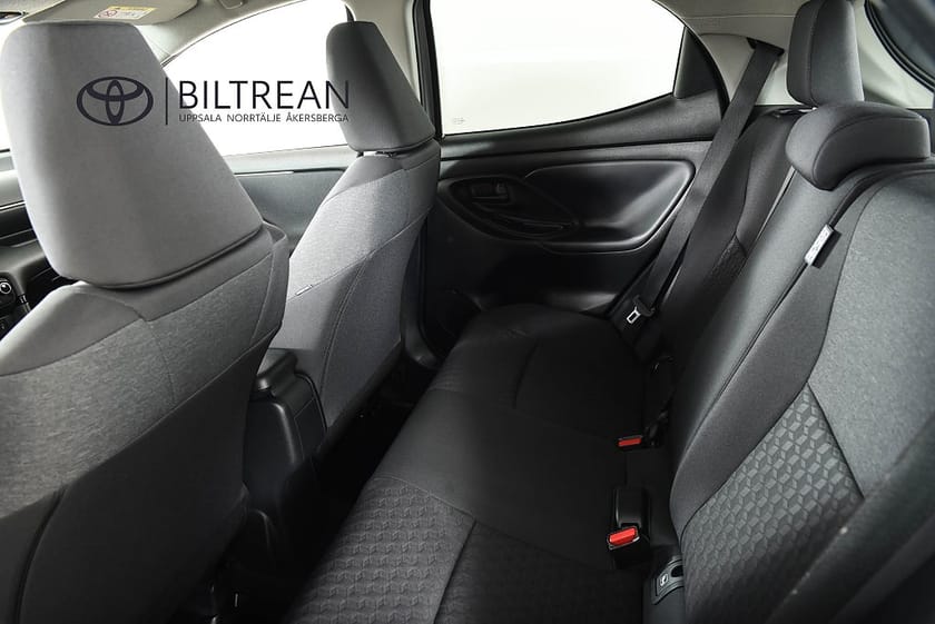 Bild 3 av Toyota Yaris Hybrid Elhybrid Active Plus Backkamera