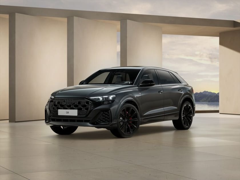 Bild 1 av Audi Q8 60 TFSI e quattro SUV 490 HK TIPTRONIC