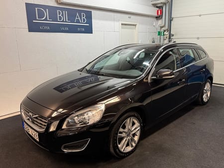 Volvo V60 T3 150hk Momentum|1-BRUK|NYSERV|DRAG|SoV|