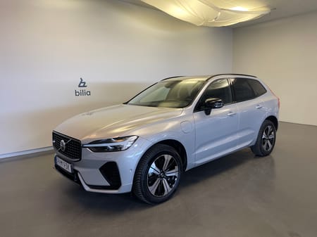 Volvo XC60 Recharge T8 Ultimate Dark / Dragkrok / Tonade rutor /