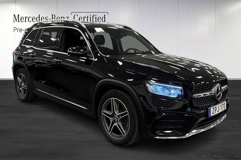 Bild 2 av Mercedes-Benz GLB 220 d 4MATIC AMG Panorama Dragkrok Panelbelysning