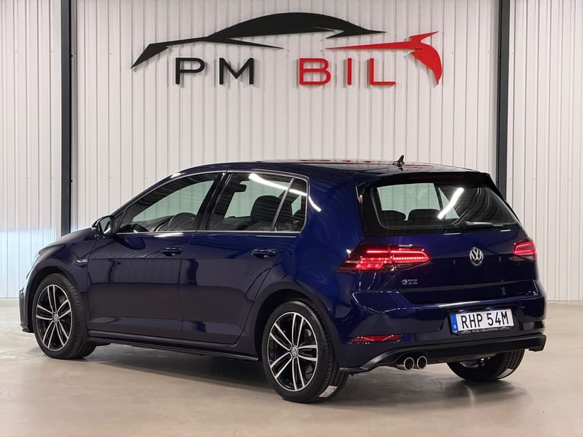 Bild 4 av Volkswagen Golf GTE Cockpit Adaptiv-Farthållare S&V-Hjul Atlantic-Blue