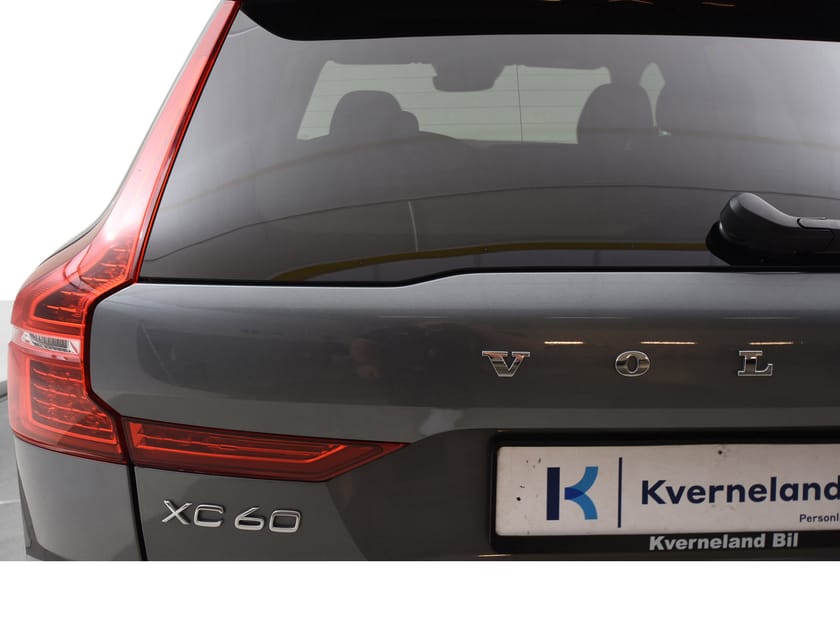 Bilde 4 av Volvo XC60 T8 AWD Recharge 390 HK/R-Design/360 g.k./Hengerfeste